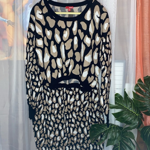 Two piece sweater dress 💕 - Picture 4 of 4